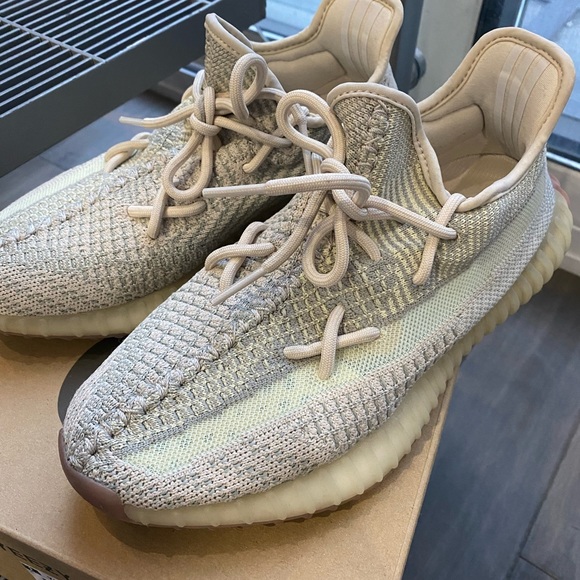 Yeezy (citron, 7.5size) authentic with box - Picture 3 of 8